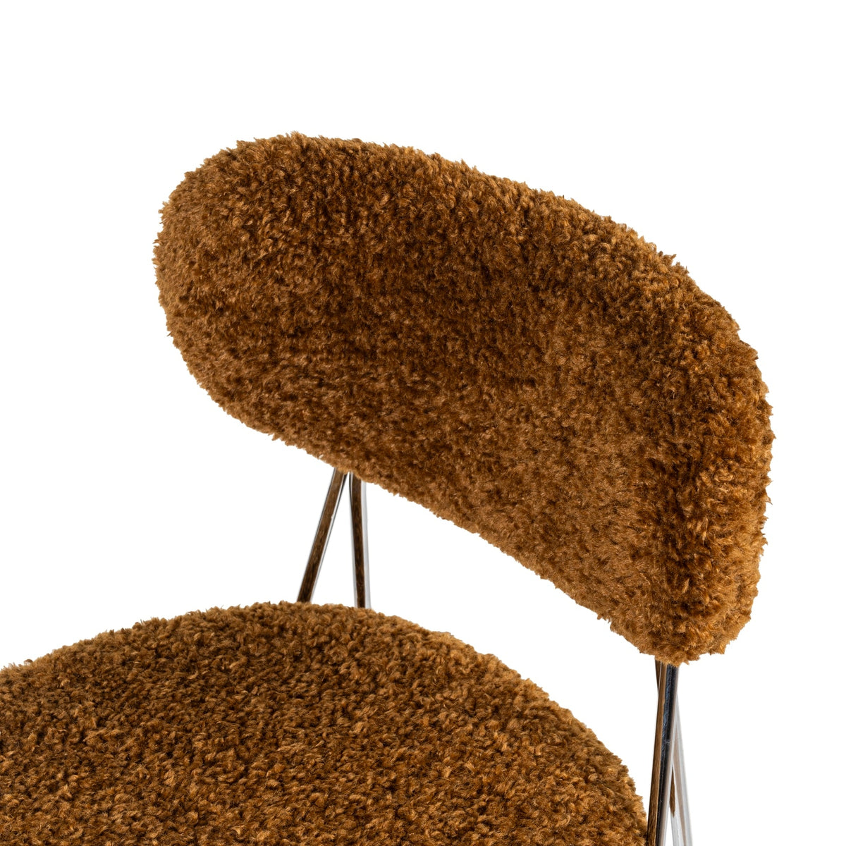 Chaise d'appoint contemporaine en bouclette avec assise arrondie et pieds en acier pour salle à manger ou bureau