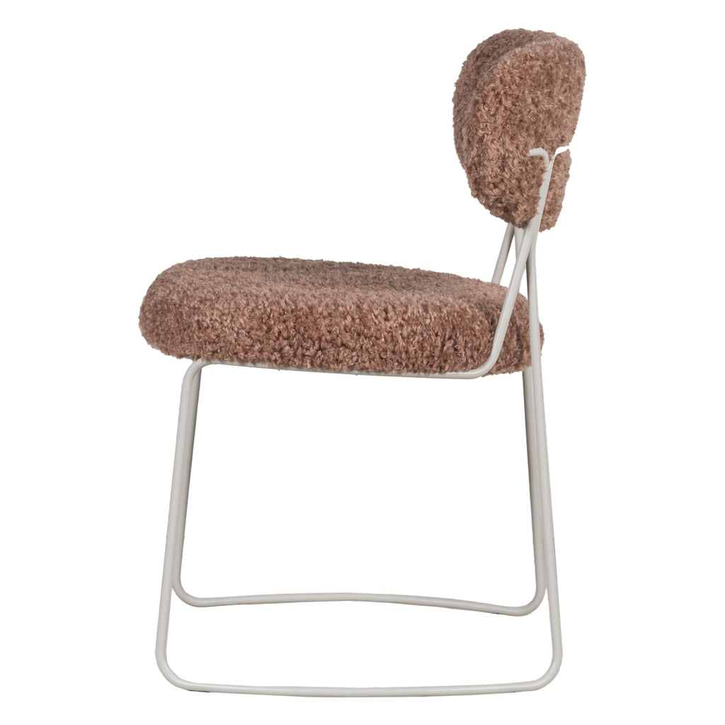 Chaise d'appoint contemporaine en bouclette avec assise arrondie et pieds en acier pour salle à manger ou bureau