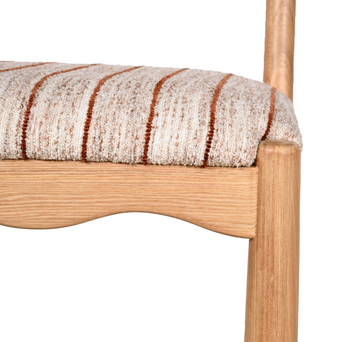 Chaise de salle à manger capitonnée d'inspiration vintage avec dossier arqué et pieds fuselés pour salle à manger