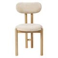 Chaise de salle à manger sculpturale en velours avec détails en acier plaqué or et pieds en chêne pour la salle à manger