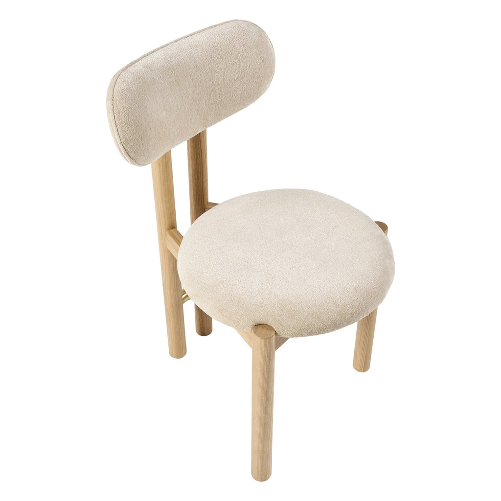 Chaise de salle à manger sculpturale en velours avec détails en acier plaqué or et pieds en chêne pour la salle à manger