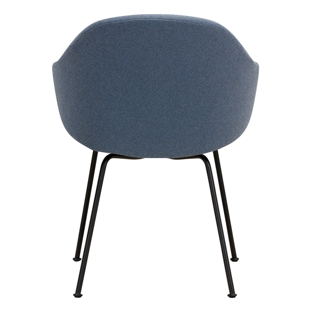 Chaise de salle à manger sculpturale en tissu avec assise en coque rembourrée et cadre élancé pour salle à manger